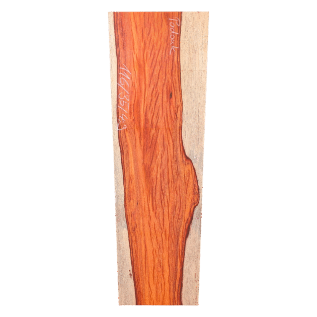 Padouk gehobelt 116/35/4,9cm (Wareneinfuhr unter Nachweis des rechtlichen Erwerbs vor der Unterschutzstellung durch die EU!)
